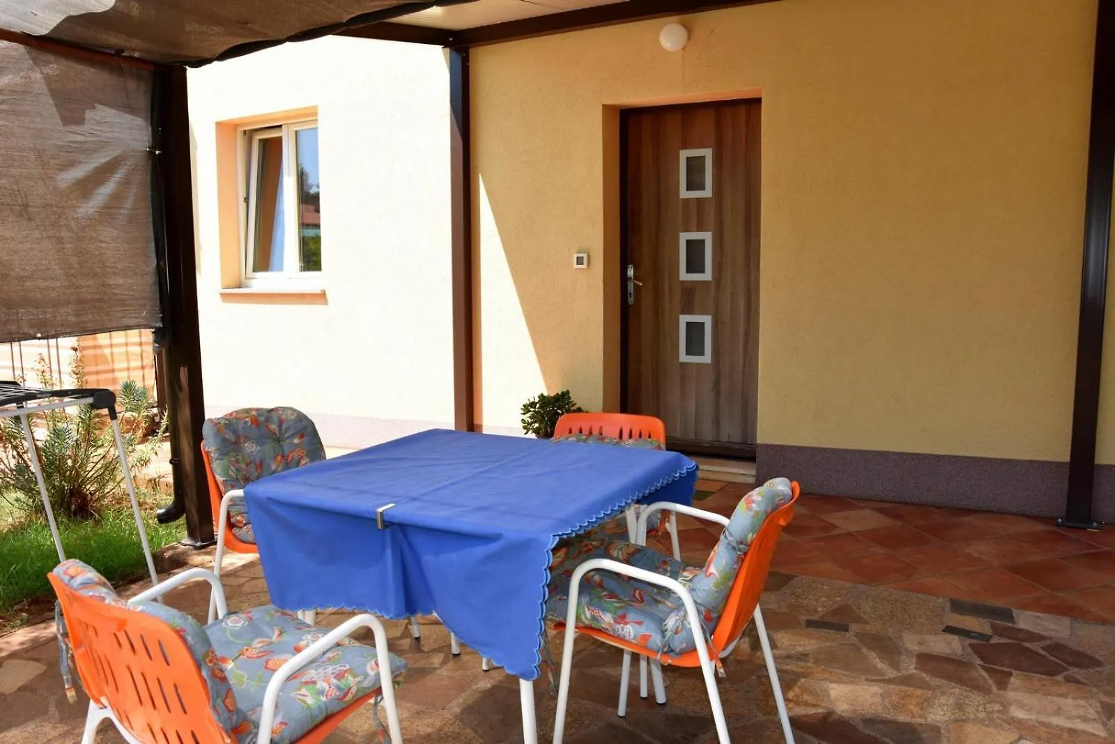 Studio Apartman Sandra Новиград